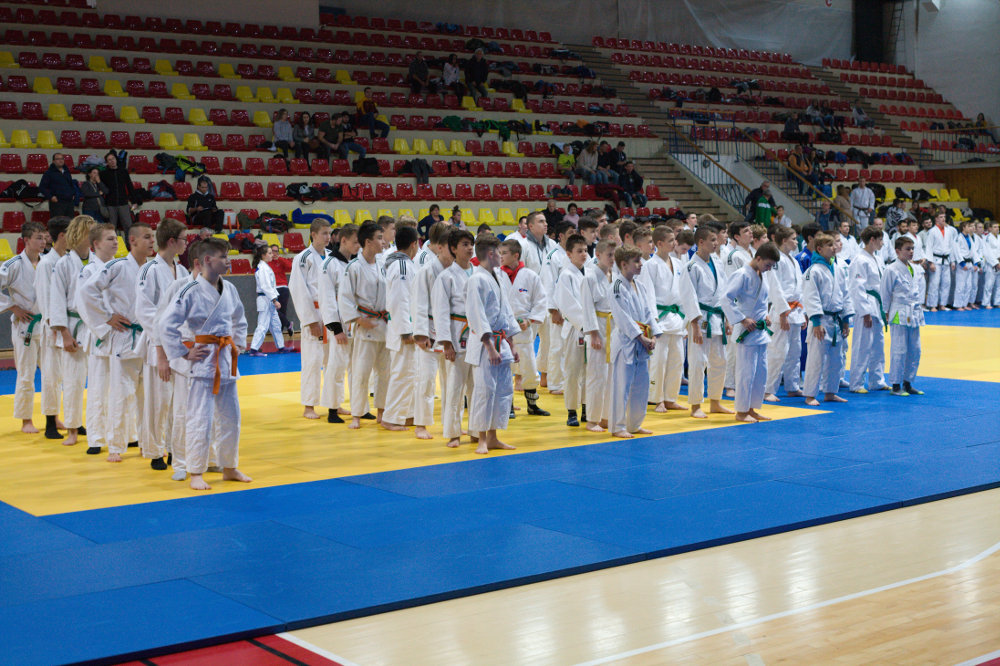 Nástup družstiev pred turnajom